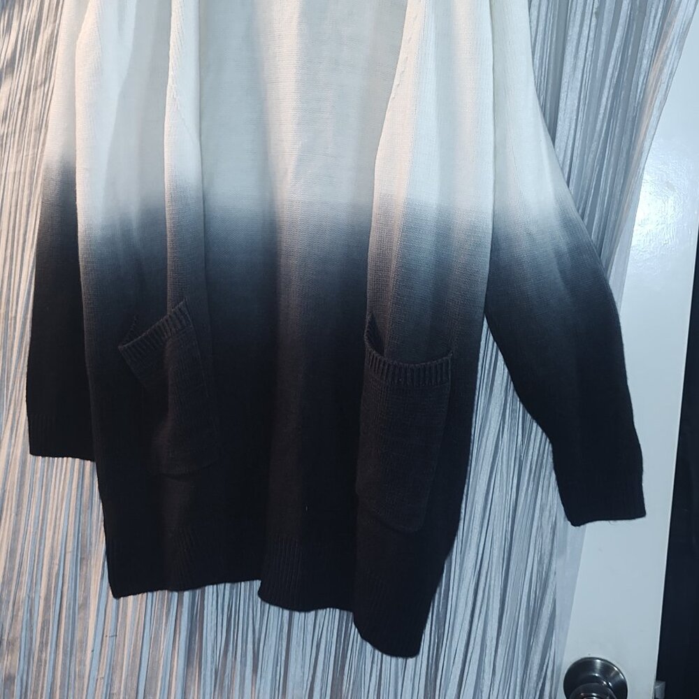 Simply Vera ombre oversized long cardigan sweater size Medium  cream gray black